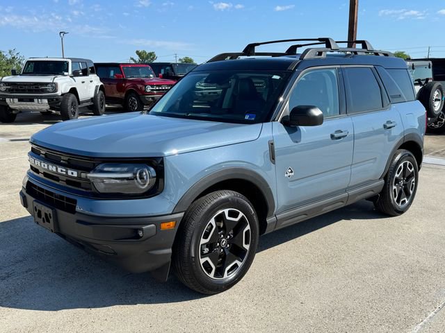 Certified 2024 Ford Bronco Sport Outer Banks w/ Tech Package AWD/4WD image 12