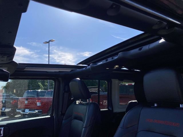 Used 2021 Jeep Wrangler Unlimited Rubicon AWD/4WD image 32