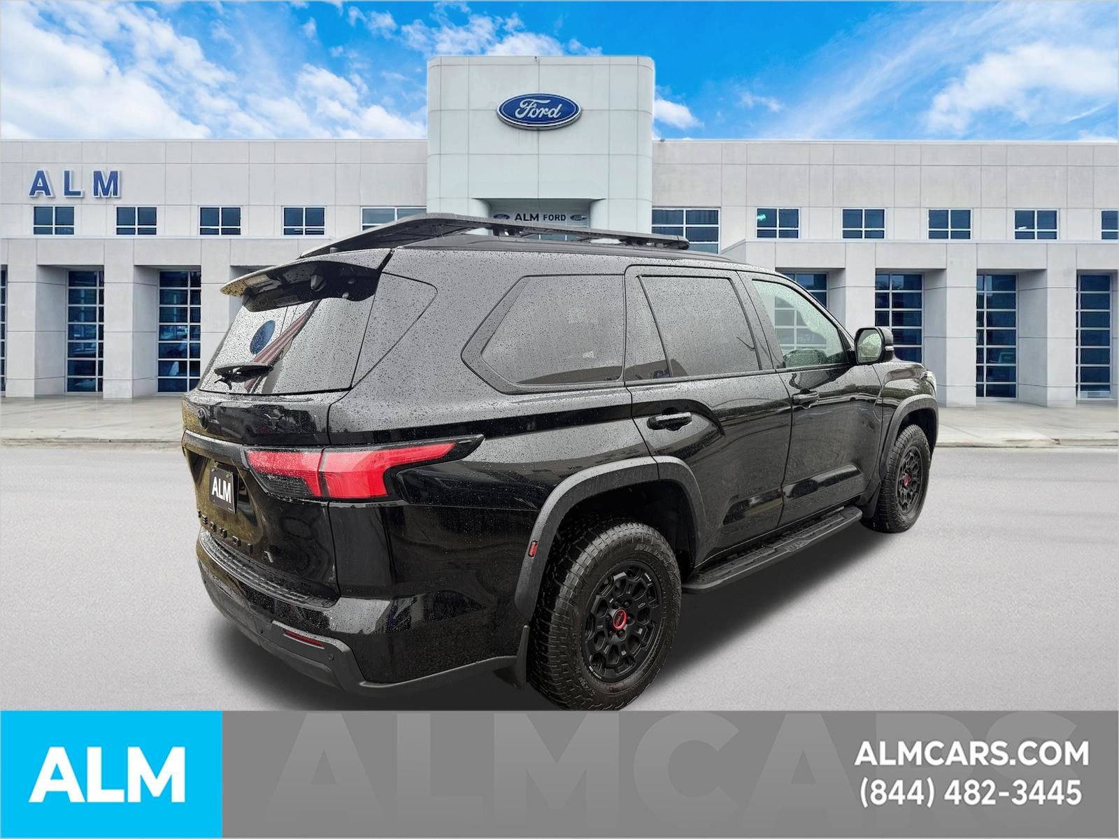 Used 2024 Toyota Sequoia TRD Pro AWD/4WD image 6