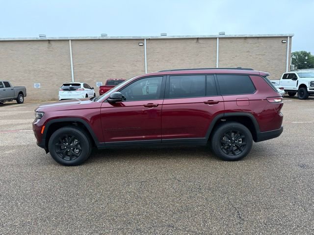 Used 2025 Jeep Grand Cherokee L Altitude RWD image 6