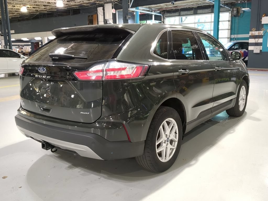 Certified 2022 Ford Edge SEL w/ Convenience Package AWD/4WD image 8
