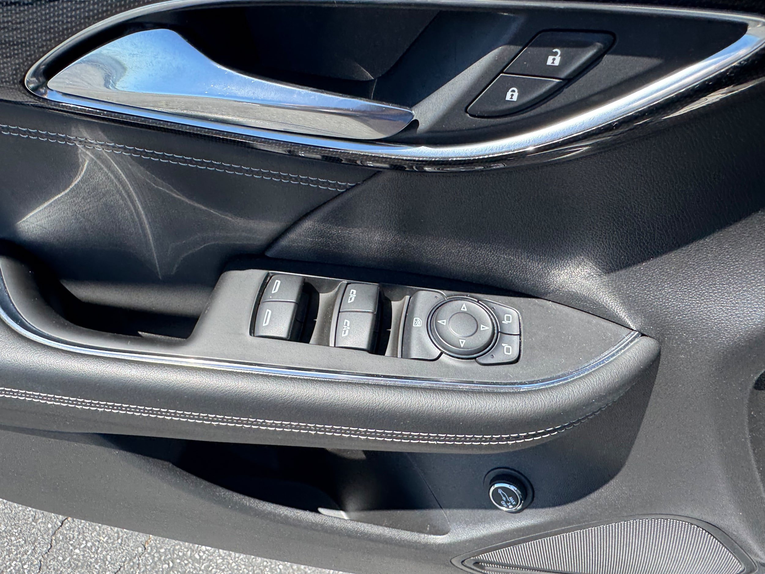 Used 2021 Buick Envision Preferred FWD image 19