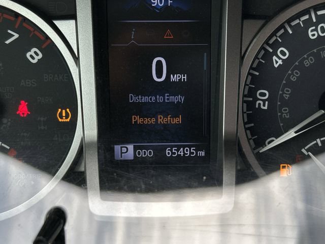 Used 2022 Toyota Tacoma SR5 RWD image 17