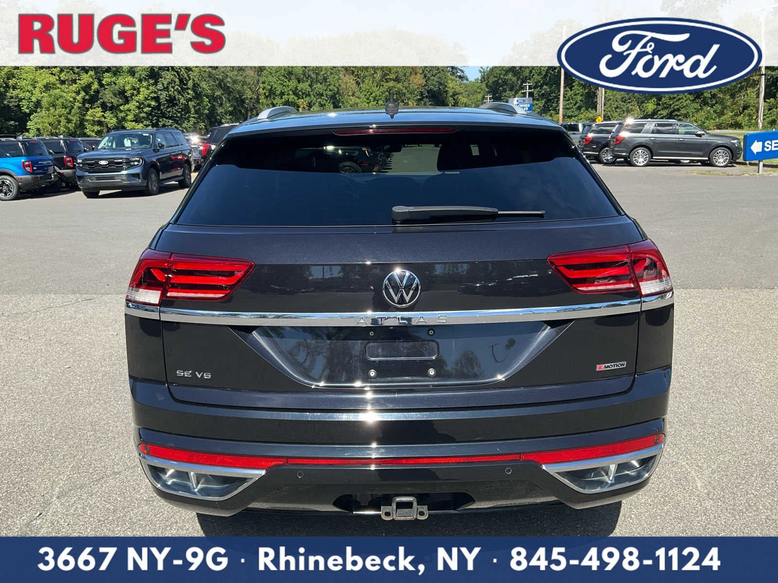 Used 2021 Volkswagen Atlas Cross Sport SE w/ Panoramic Sunroof Package AWD/4WD image 6