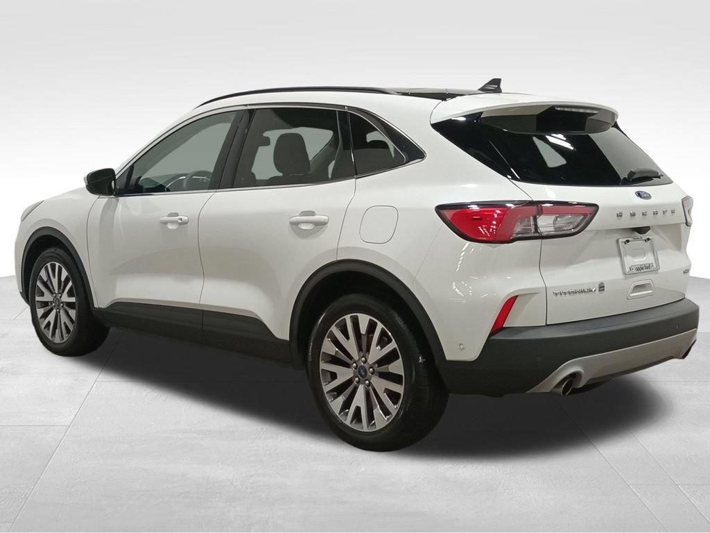 Certified 2020 Ford Escape Titanium w/ Titanium Premium Package 2.0 AWD/4WD image 8