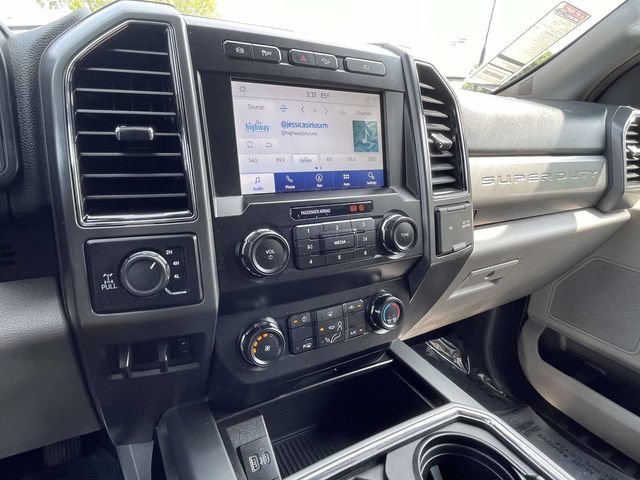 Certified 2022 Ford F250 XLT w/ Black Appearance Package AWD/4WD image 23