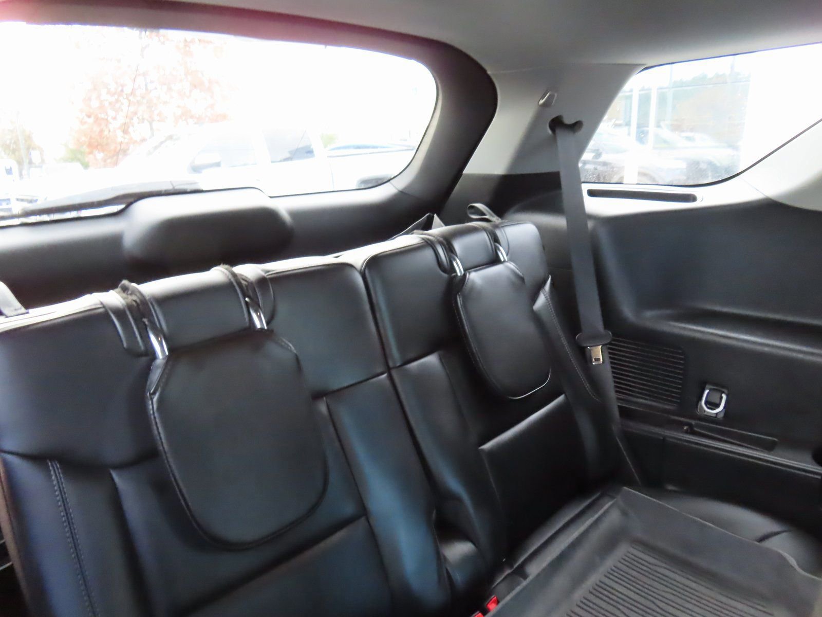 Certified 2023 Ford Explorer XLT w/ Equipment Group 202A image 36