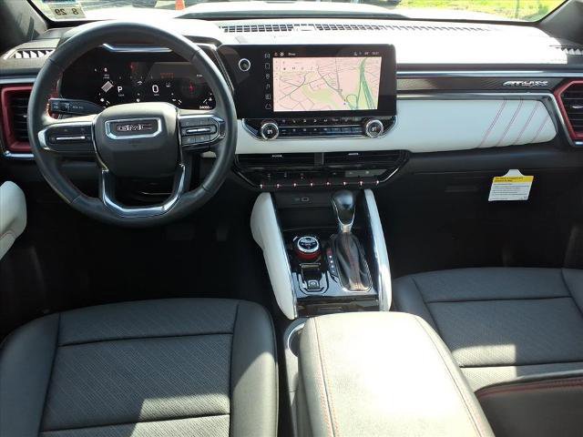 Used 2024 GMC Canyon AT4X image 10