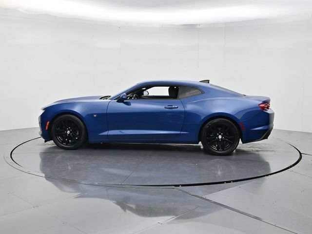 Used 2019 Chevrolet Camaro LS RWD image 7