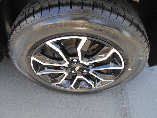 Used 2023 Chevrolet TrailBlazer ACTIV w/ Sun and Liftgate Package FWD image 12