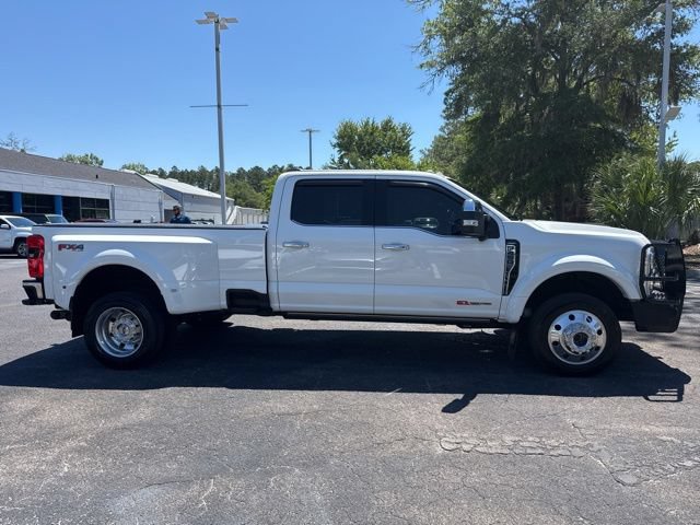 Certified 2023 Ford F450 Lariat AWD/4WD image 3