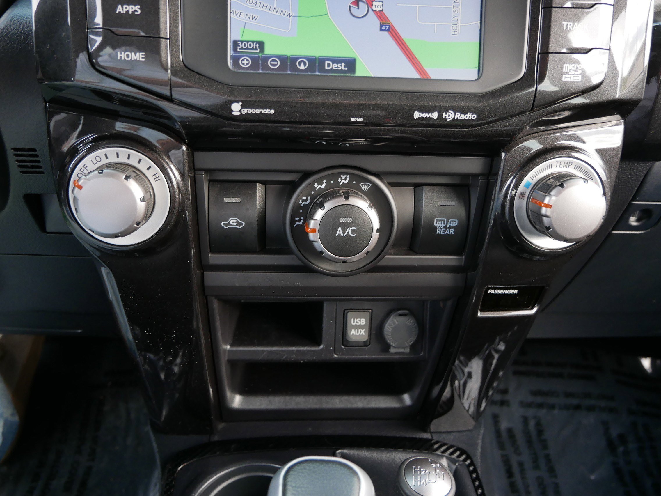 Used 2018 Toyota 4Runner TRD Off-Road Premium AWD/4WD image 23