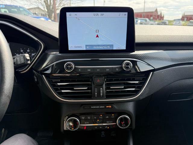 Certified 2022 Ford Escape SEL w/ SEL Stealth AWD Package image 21