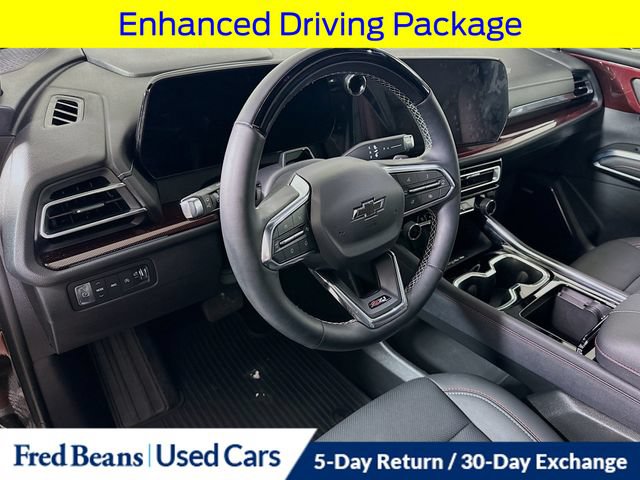 Used 2025 Chevrolet Traverse Z71 w/ Enhanced Driving Package AWD/4WD image 12
