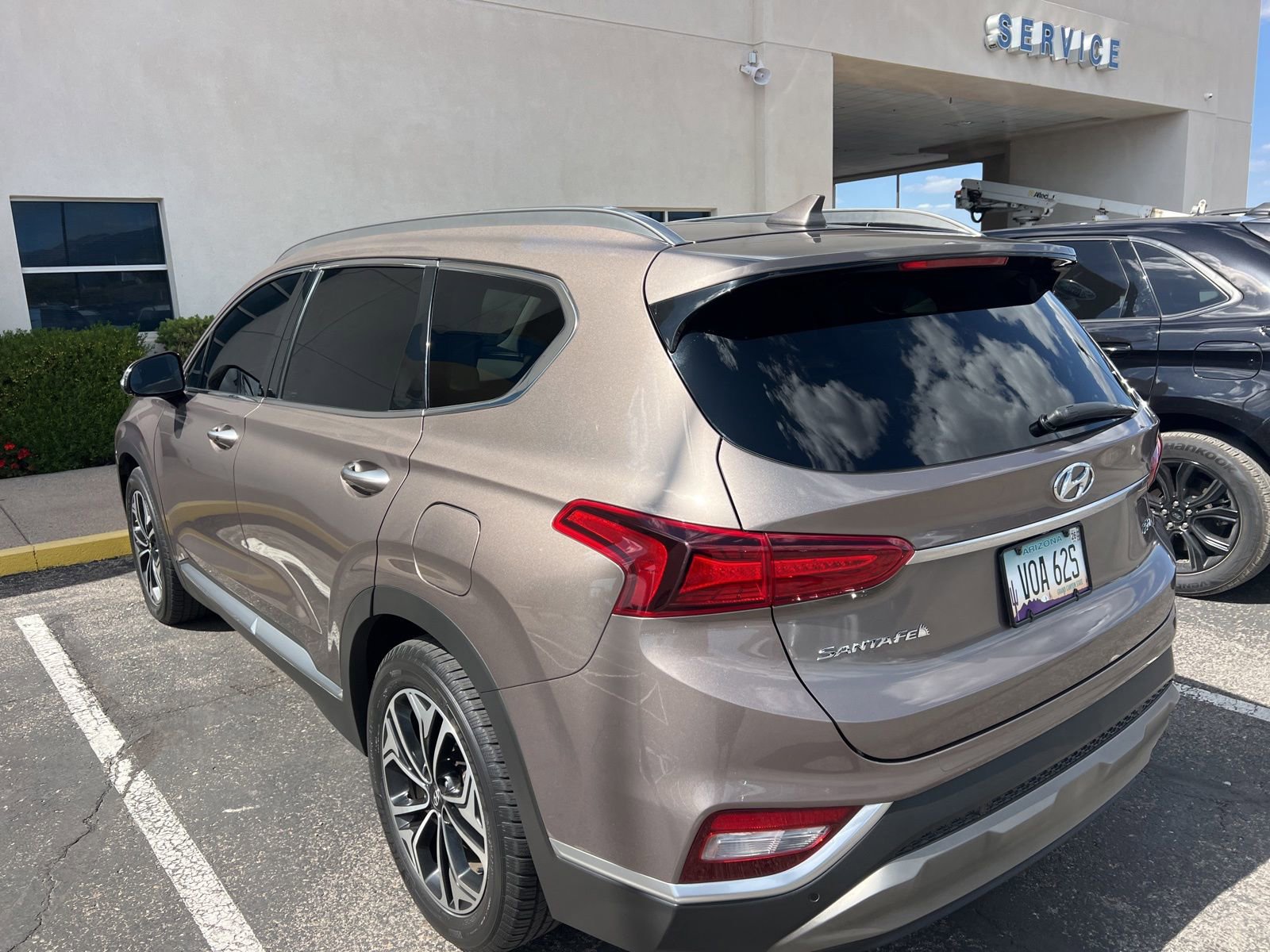 Used 2019 Hyundai Santa Fe Limited FWD image 10