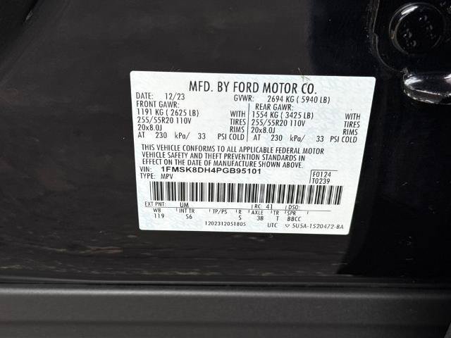 Certified 2023 Ford Explorer XLT w/ Equipment Group 202A AWD/4WD image 18