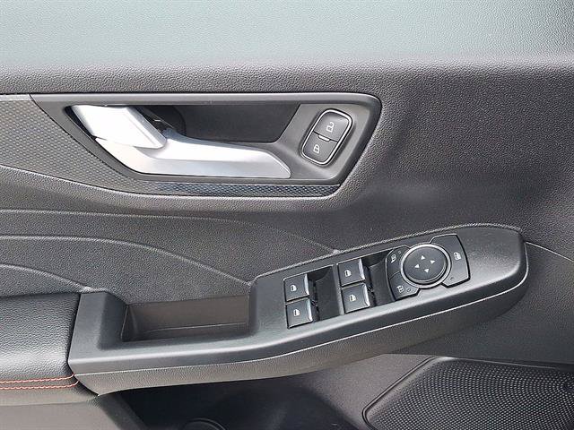 Certified 2024 Ford Escape ST-Line w/ Tech Pack #1 AWD/4WD image 39