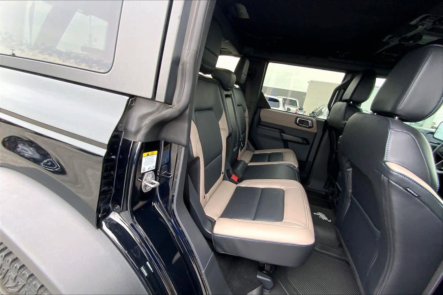 Certified 2024 Ford Bronco Wildtrak AWD/4WD image 19
