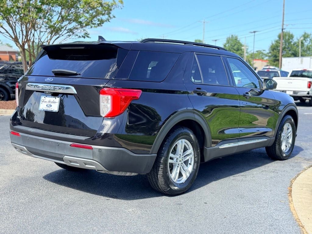 Certified 2023 Ford Explorer XLT w/ Equipment Group 202A RWD image 7