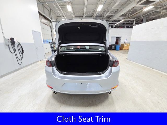 Used 2021 MAZDA MAZDA3 Sedan image 17