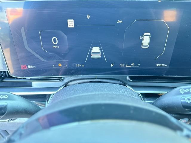 Used 2025 Kia Carnival SX Prestige image 16