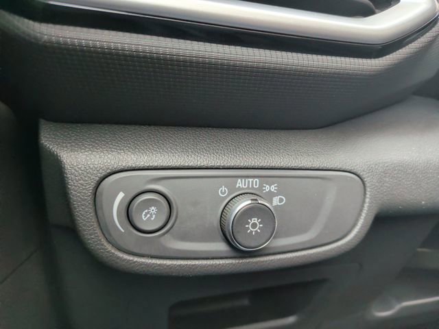 Used 2021 Chevrolet TrailBlazer LS image 23