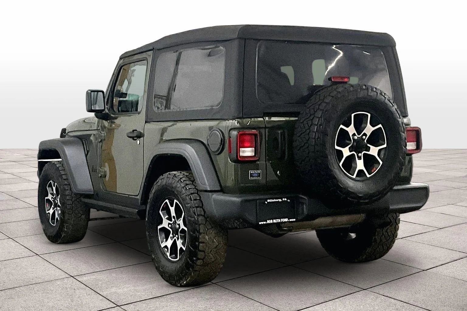 Used 2023 Jeep Wrangler Sport image 10