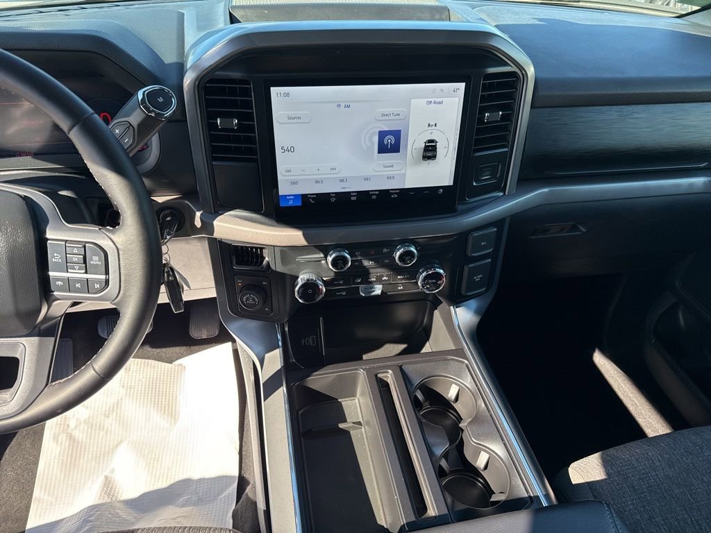 Certified 2025 Ford F150 XLT w/ Equipment Group 301A Standard image 9