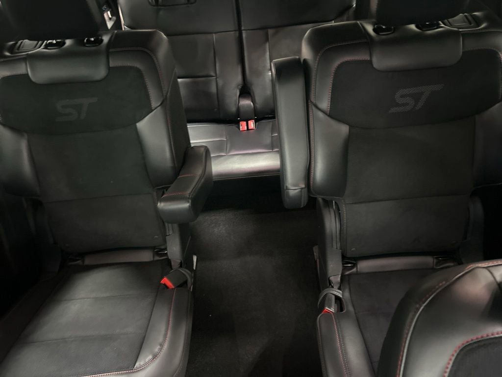 Certified 2025 Ford Explorer ST AWD/4WD image 14