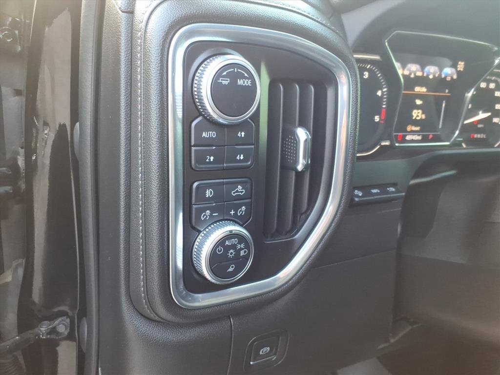 Used 2022 GMC Sierra 3500 Denali w/ Denali Ultimate Package image 19