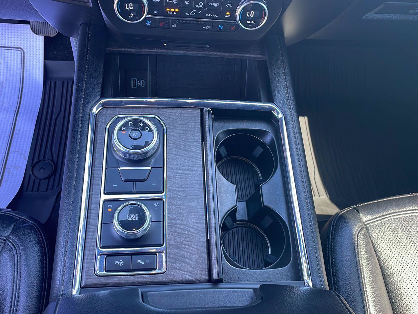 Certified 2021 Ford Expedition Limited AWD/4WD image 20