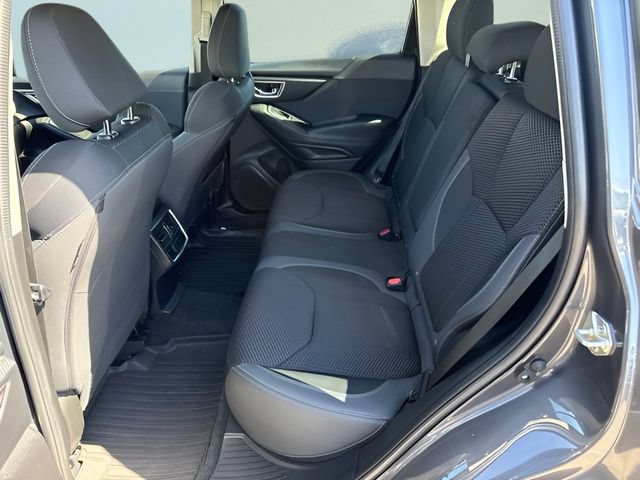 Used 2022 Subaru Forester Premium AWD/4WD image 11