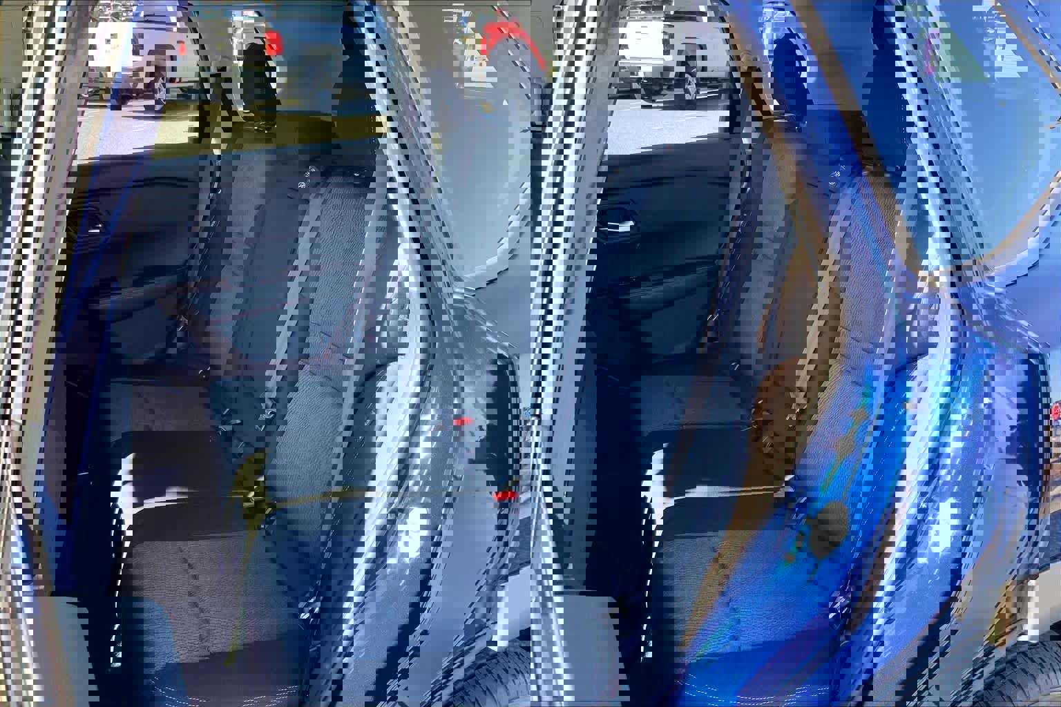 Used 2024 Nissan Rogue SV image 19