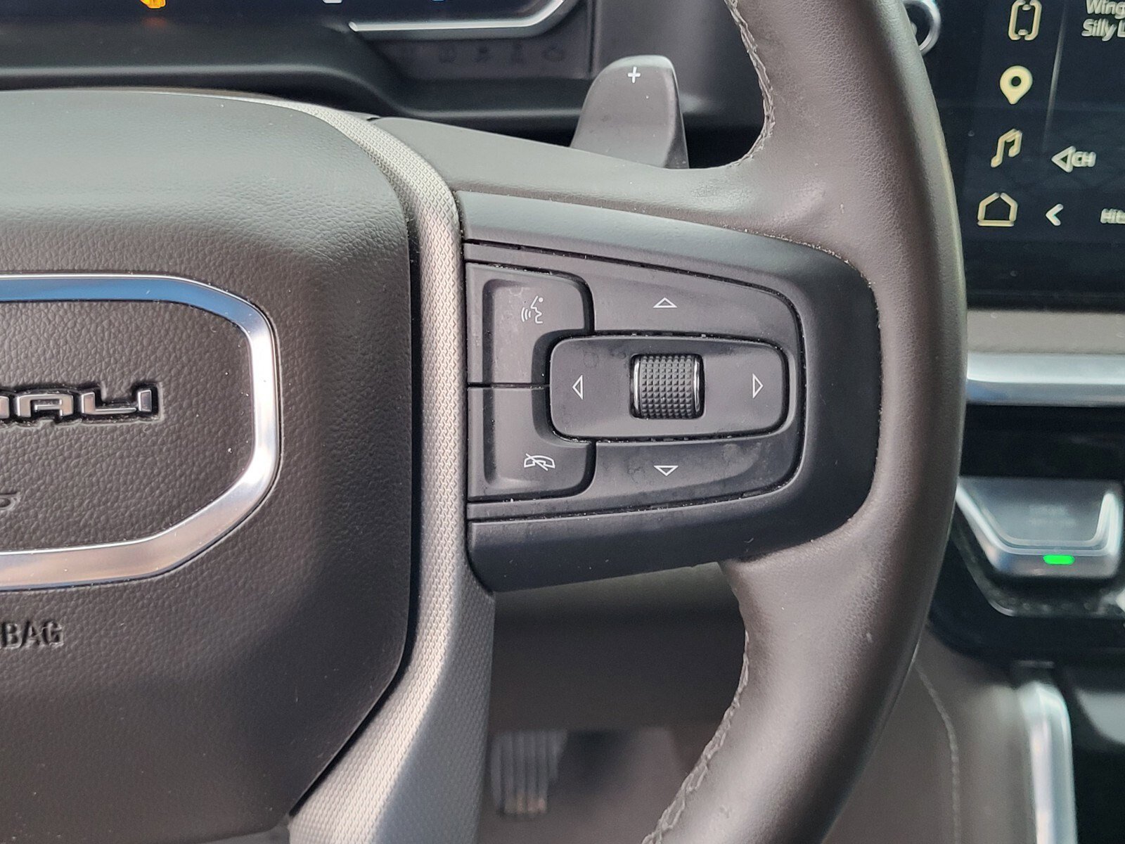 Used 2023 GMC Sierra 1500 Denali w/ Technology Package AWD/4WD image 30