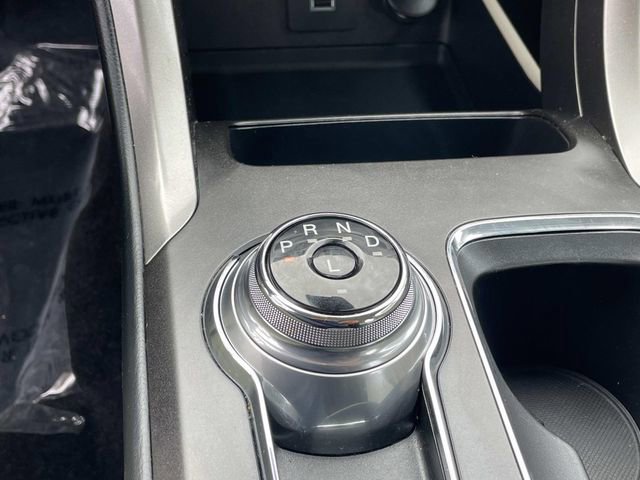 Certified 2018 Ford Fusion SE FWD image 16