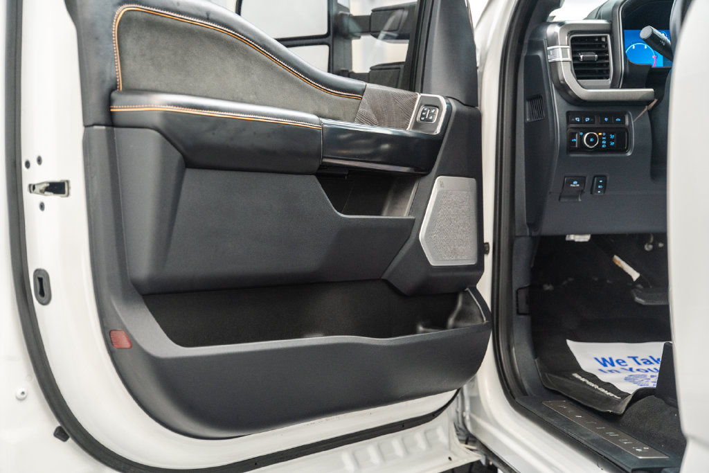 Certified 2024 Ford F250 Platinum w/ FX4 Off-Road Package AWD/4WD image 57