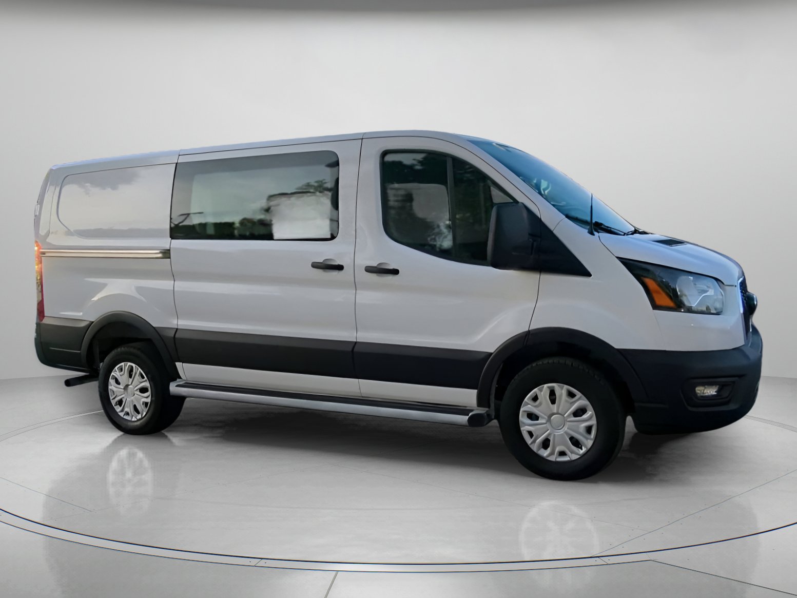 Certified 2025 Ford Transit 250 Low Roof w/ Exterior Upgrade Package RWD image 35