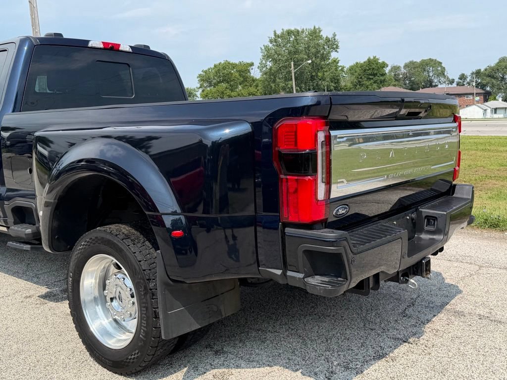 Certified 2025 Ford F450 Platinum w/ Platinum Plus Package AWD/4WD image 21