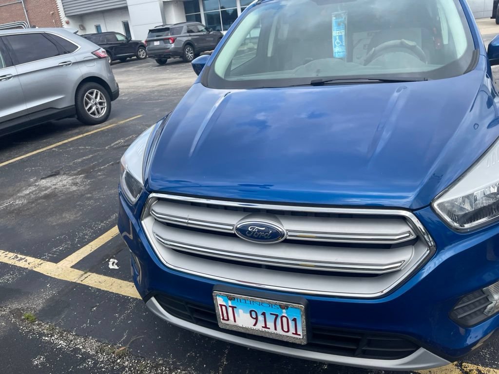 Certified 2018 Ford Escape SE FWD image 5