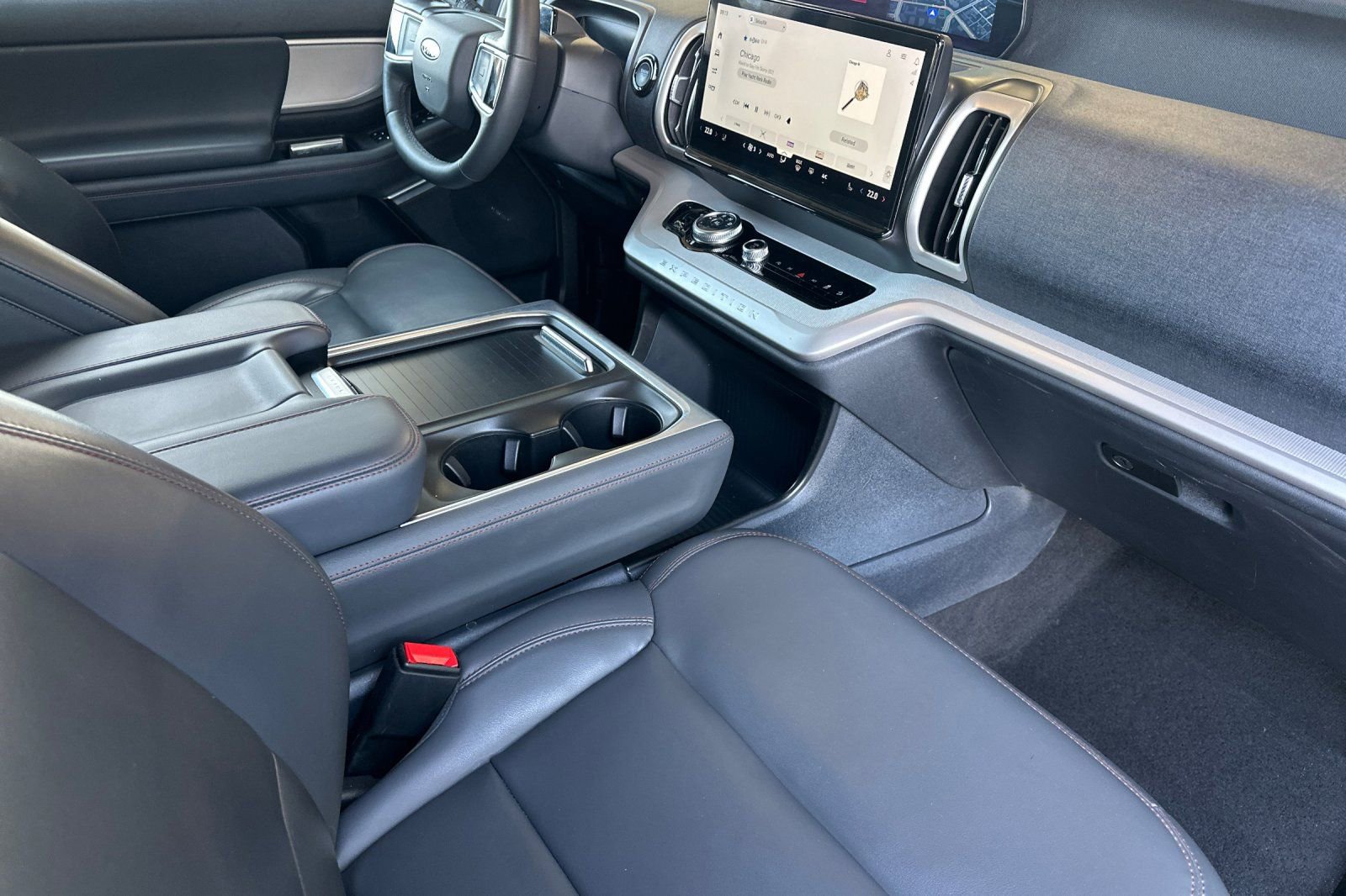 Certified 2025 Ford Expedition Max Active AWD/4WD image 16