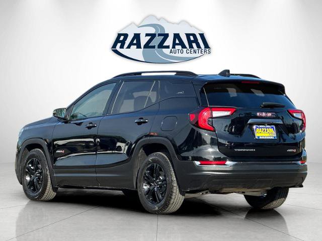 Used 2023 GMC Terrain AT4 image 5