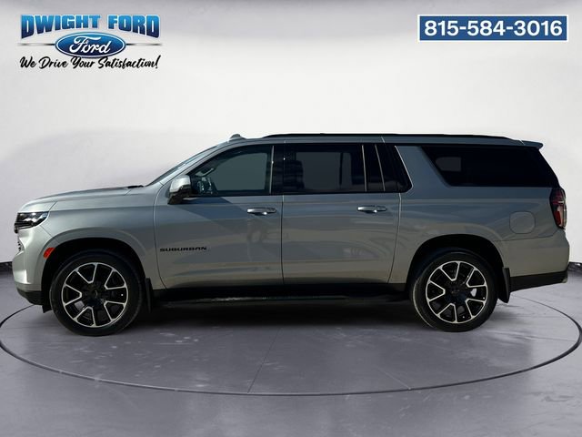 Used 2023 Chevrolet Suburban RST w/ Sport Performance Package AWD/4WD image 2