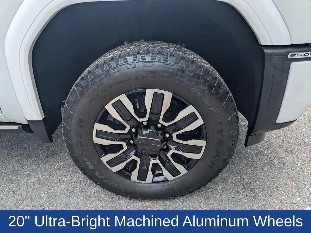 Used 2025 GMC Sierra 2500 Denali Ultimate AWD/4WD image 12