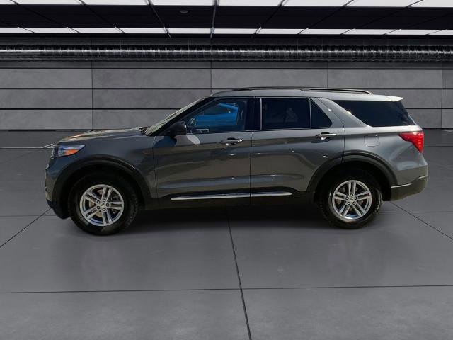 Certified 2023 Ford Explorer XLT w/ Equipment Group 202A image 4