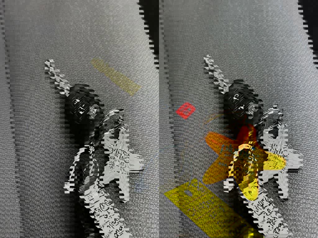 Used 2018 Toyota Tacoma SR w/ SR Convenience Package image 23