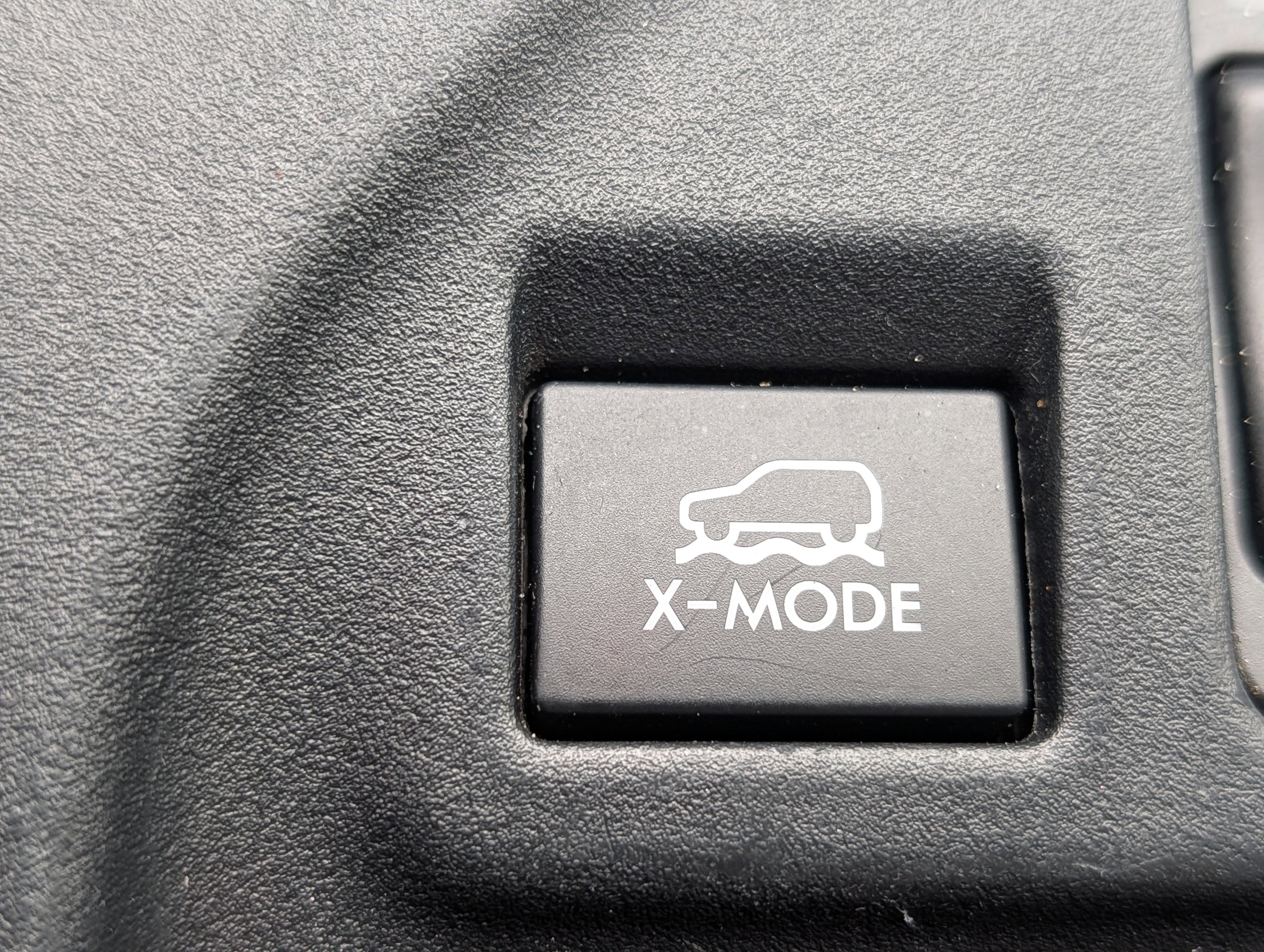 Used 2018 Subaru Crosstrek 2.0i Premium AWD/4WD image 30