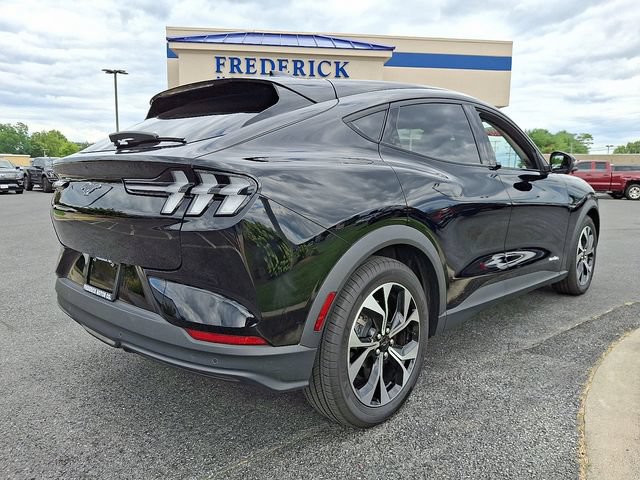Certified 2025 Ford Mustang Mach-E Select w/ Comfort Package Lite AWD/4WD image 4