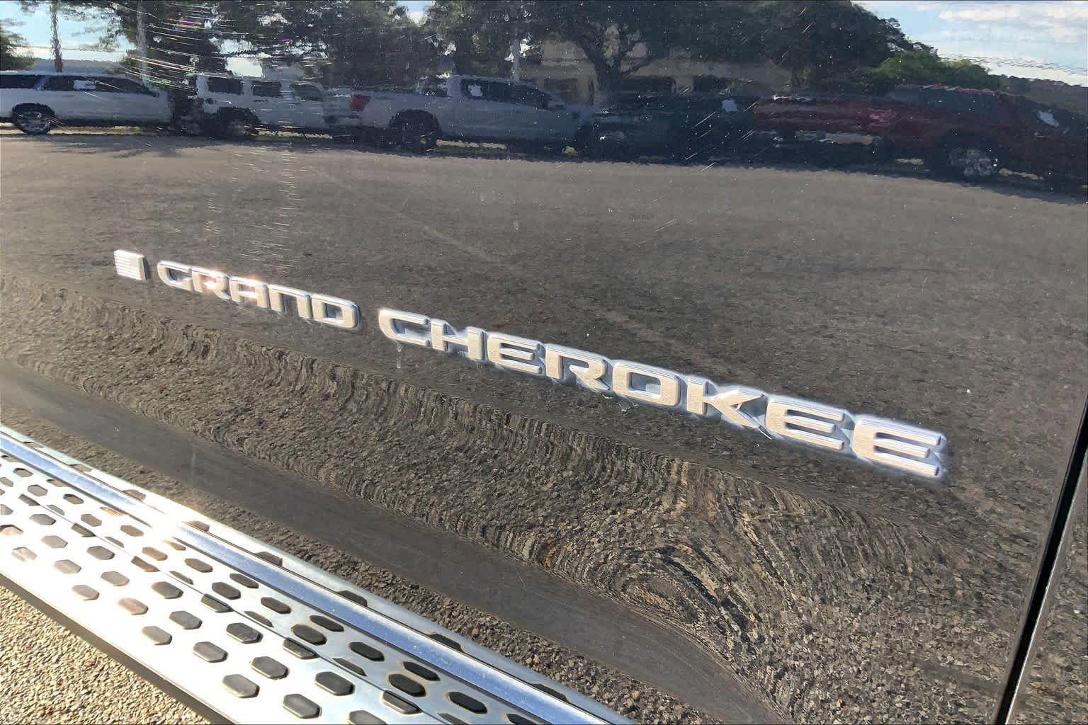 Used 2021 Jeep Grand Cherokee L Overland w/ Luxury Tech Group IV RWD image 61