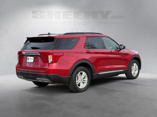 Certified 2022 Ford Explorer XLT w/ Equipment Group 202A image 3