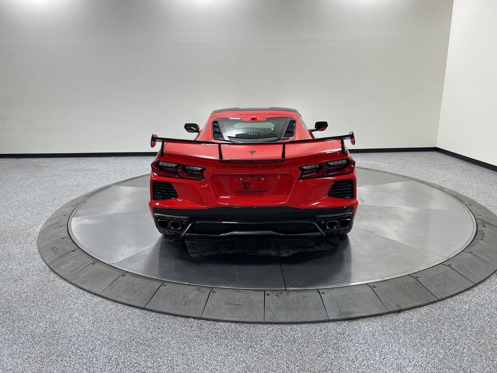 Used 2021 Chevrolet Corvette Stingray w/ Engine Appearance Package image 4